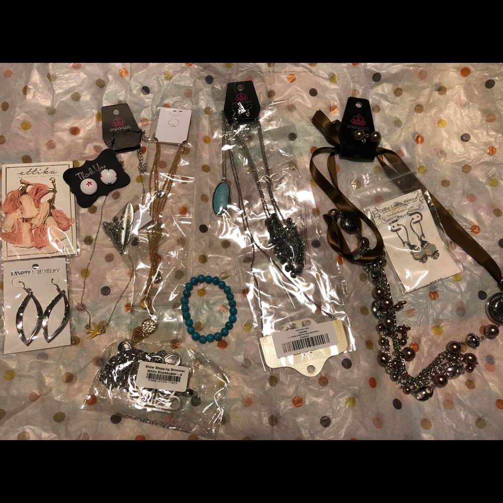 Jewelry Lot paparazzi and more